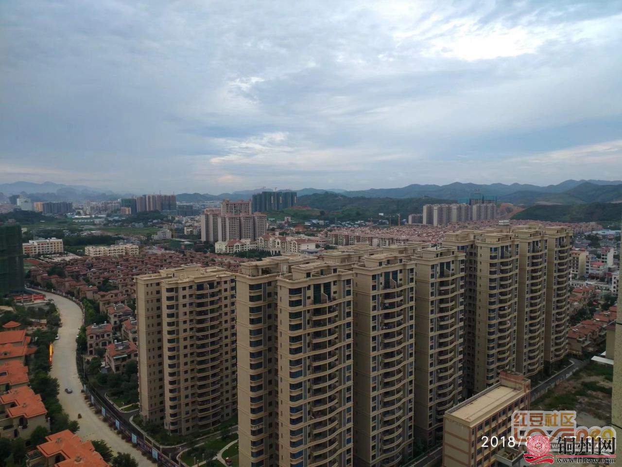 getimg.php?url=http%3A%2F%2Fpic.hongdou.gxnews.com.cn%2Fpicbbs%2Fbig%2F2018%2F0826%2F4305168_b572ddd87e09dbfaf6d094c2f66fd74c.jpg
