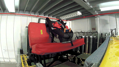 d1df1223960107250f4aa541ccefb33e.gif