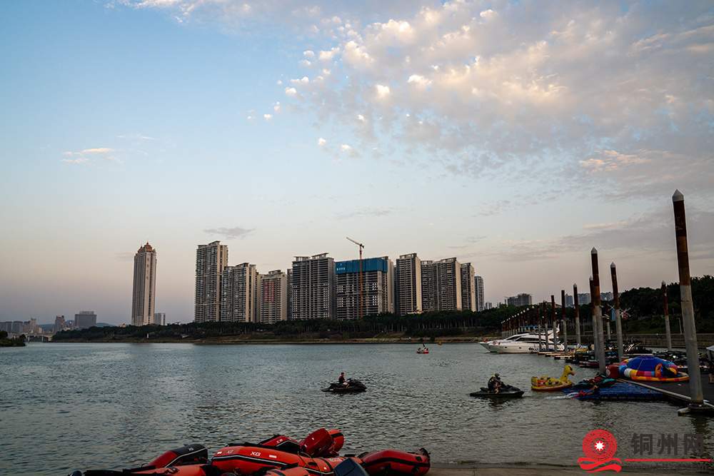 1626393_a42257af52ac8a739bcd1f0573197ab8.jpg