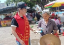 北流市民乐镇结合领导接访下访活动开展反邪教宣传