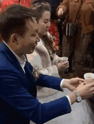 8a99421a02b4be46ee341d8328cf015e.gif