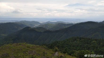 a0565126gy1ftjkflqsa5j23k0200x6q.jpg