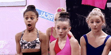 8b24124fe47bc3b6f7fefefe49997e66.gif
